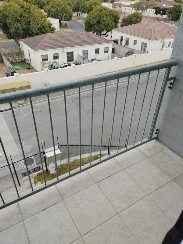 2 Bedroom Property for Sale in Hagley Western Cape
